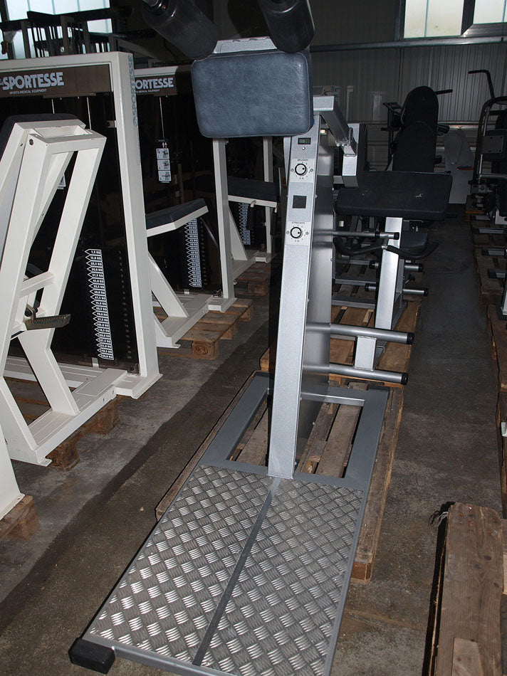 effective Zirkel - 9 fitness machines, circuit training, color silver gray, used