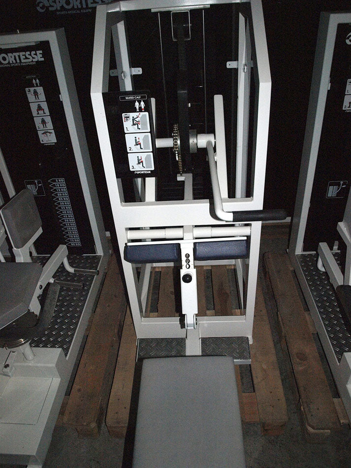 Sportesse Fitnessstudio Anlage, 16 Kraftgeräte, gebrauchter Fitnesspark, Farbe Weiß