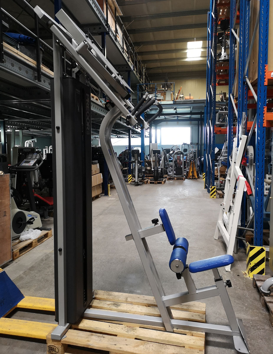 Precor Latzug, Lat Pulldown Curve dual, 105kg Gewichtsblock, Rahmenfarbe Silber, Polsterfarbe Blau, gebraucht - überholter Zustand