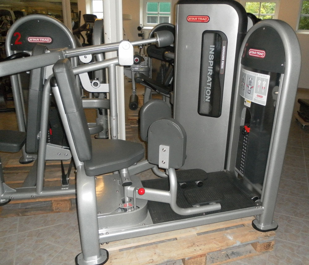 StarTrac Kraftgerätepark Instinct & Inspiration Line, bestehend aus jungen Gebrauchtgeräten