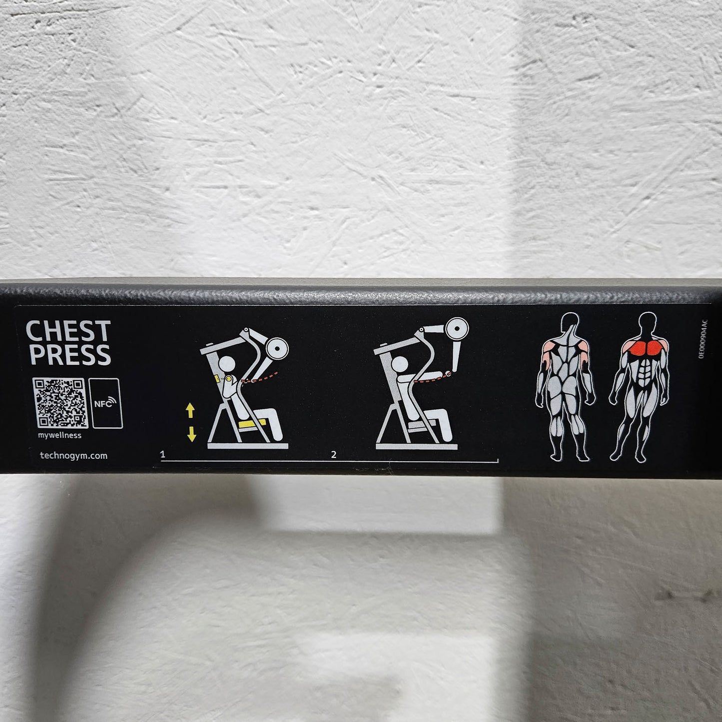 TechnoGym Pure Strength Chest Press, Bankdrückmaschine Plate loaded, Brustpresse, Farbe Schwarz, gebraucht - überholter Zustand