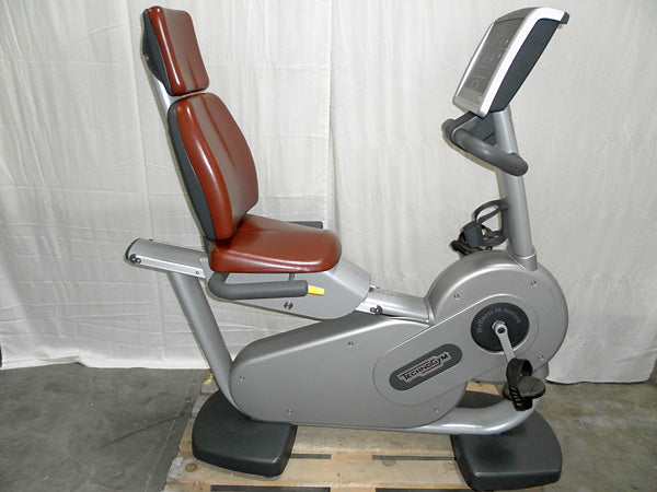 Technogym Recumbent Excite Line 700 with LED Display and Hand Pulse and Polar, used - refurbished condition