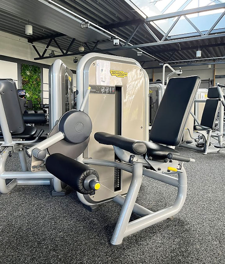 TechnoGym 13 strength training machines in a set, Element Line series, used - refurbished condition