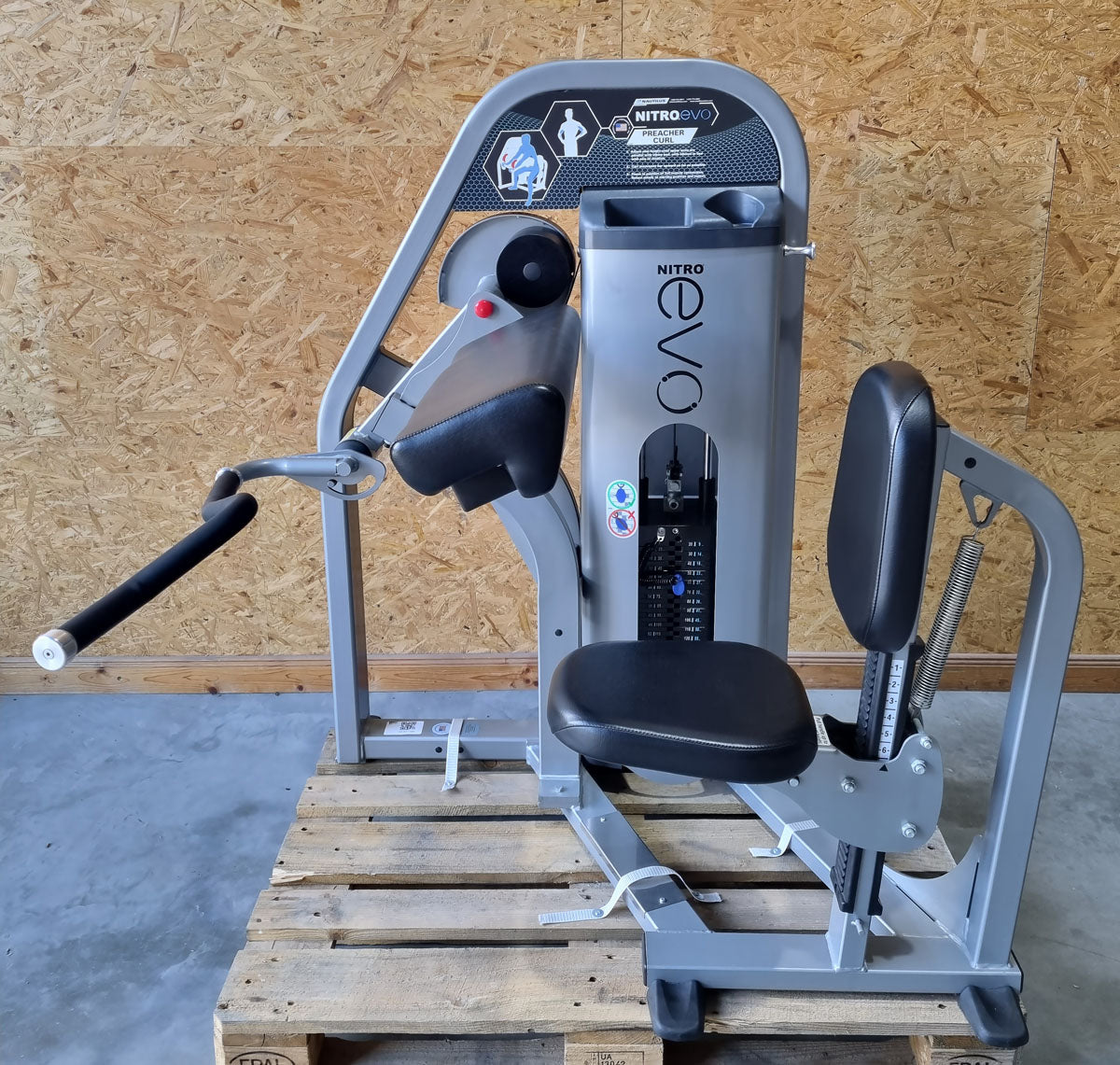 Nautilus Nitro Evo Strength Training Set - 27 fitness machines and 5 benches in a set - used - TOP condition