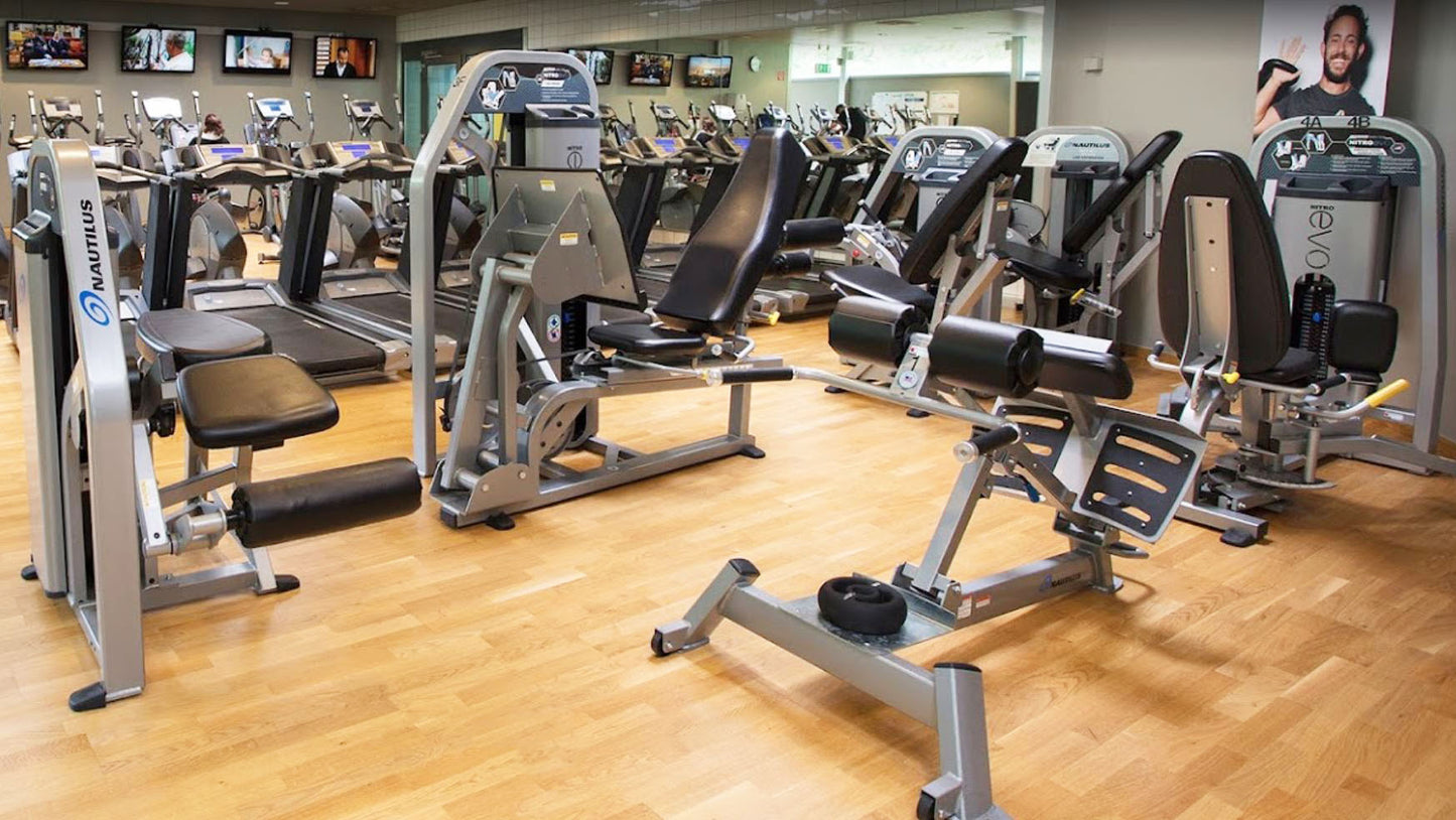Nautilus Nitro Evo Kraftgeräte Set- 27 Fitnessgeräte und 5 Bänke im Set - gebraucht - TOP Zustand