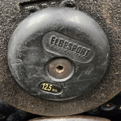 ElbeSport Kurzhantelsatz aus Guss von 2,5 bis 60kg in 2,5kg Stufen ( 24 Paare ) Oldschool, INKLUSIVE Kurzhantelablagen, gebraucht - mit Gebrauchsspuren