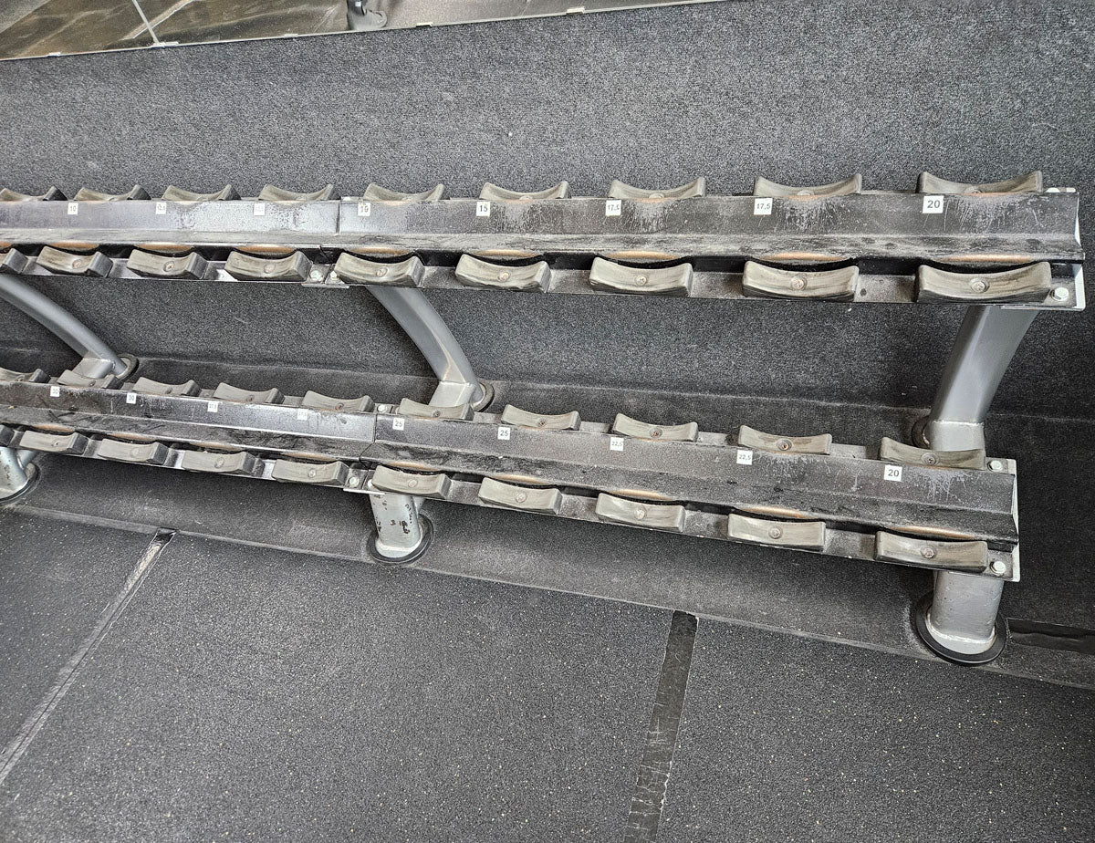 ElbeSport Kurzhantelsatz aus Guss von 2,5 bis 50kg in 2,5kg Stufen ( 20 Paare ) Oldschool, INKLUSIVE Kurzhantelablagen, gebraucht - mit Gebrauchsspuren