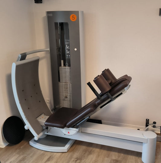 Frei Genius Eco 13er Gerätesatz, MPG, KGG, MED Zulassung, 13 Kraftgeräte im Set, Medical Physio Serie, Silber, gebraucht - überholter Zustand