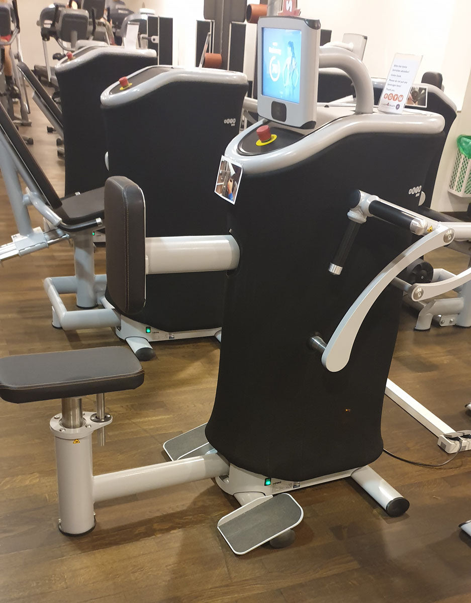 eGym 7-unit strength circuit, 7 strength machines, including software, logistics, setup, all-inclusive package, built in 2014, used - refurbished condition