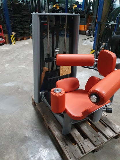 Gym80 Sygnum individual devices e.g. cable pull, leg extension, lat pull, chest press, gluteus, cable pull, press bench, benches adjustable basic, back extension etc., used