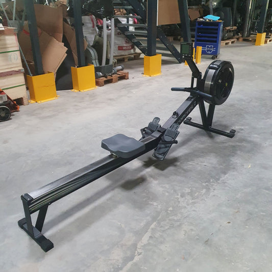 Concept2 Rudergerät Modell E / D mit PM5 Monitor - Farbe Schwarz - gebraucht - geprüfter Zustand