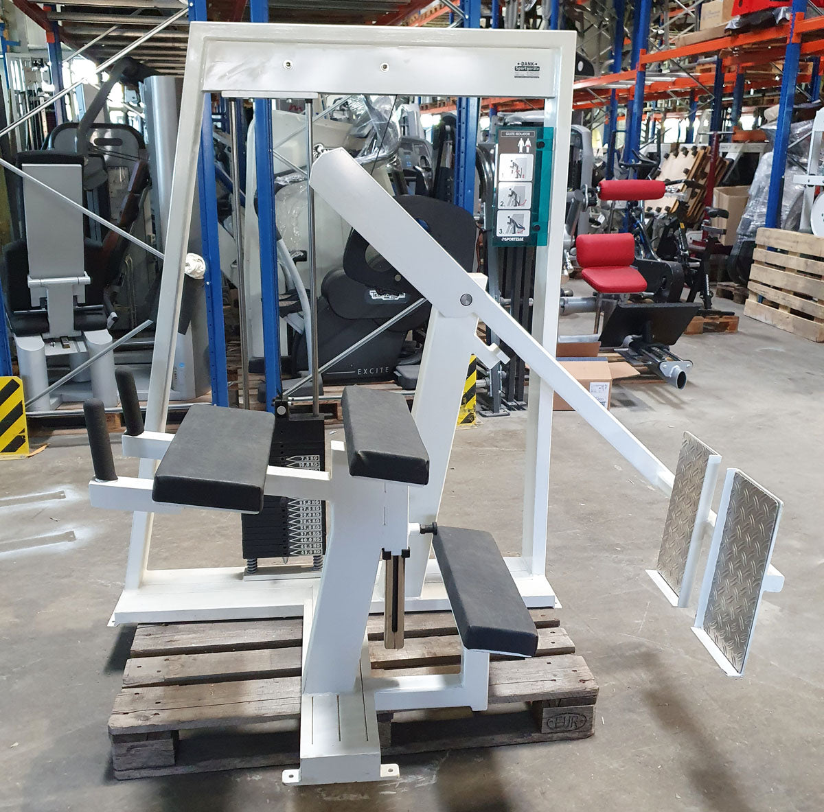 Sportesse buttock machine, gluteus machine standing, glute isolator raise, frame white, used - tested condition