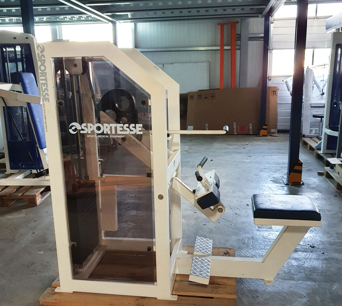 Sportesse calf machine seated, Seated Calf, frame white, upholstery blue, used with signs of wear - tested condition