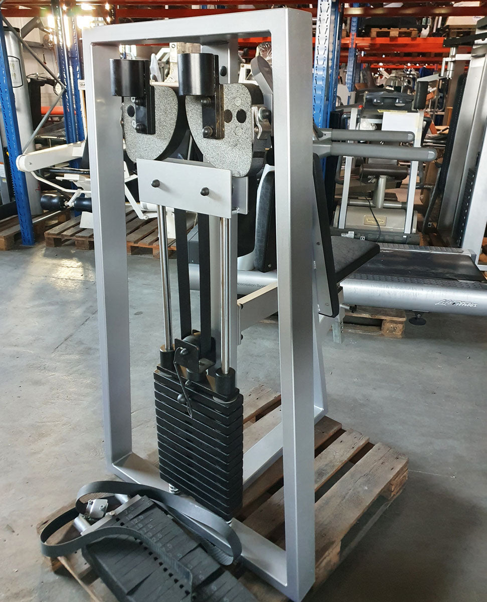 Lateral raise machine, shoulder machine, lateral raise, black upholstery, used