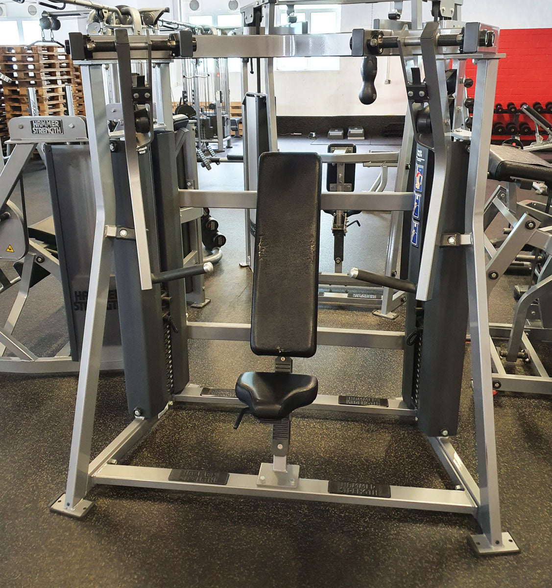 Hammer Strength MTS Schrägbankdrücken Maschine ( nach unten ) - Iso-Lateral Decline Press, Rahmenfarbe Silber, gebraucht - überholter Zustand