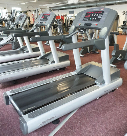 Life Fitness Laufband 95Ti, Silverline 95 Ti, gebraucht - opt. überholter Zustand