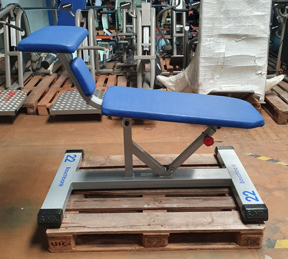 RMA Vorderer Rumpfheber, verstellbare Bauchbank, Abdominal Crunch Bench, Rahmenfarbe Silber-Grau, Polsterfarbe Blau, gebraucht - überholter Zustand
