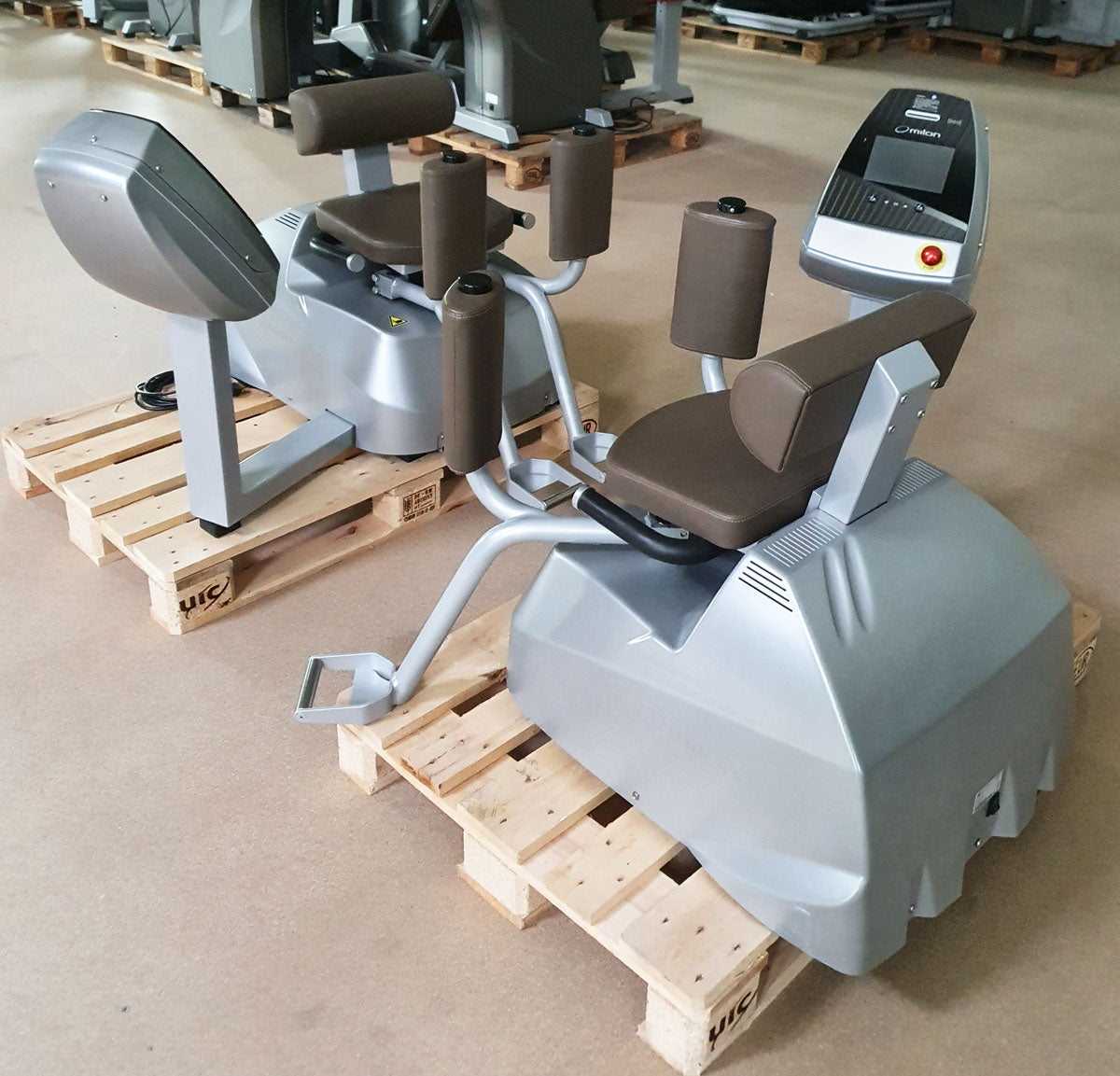 Milon Premium Adductors - Abductor machines, Hip Abductor and Adductor, 2 machines in a set, brushed aluminum housing, used - refurbished condition