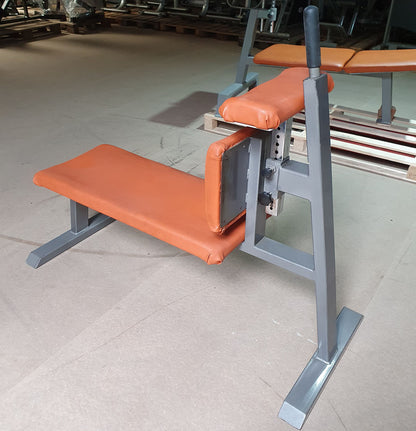 Gym80 verstellbare Bauchbank, Adjustable Decline/Abdominal Crunch, Rahmenfarbe Silber, gebraucht - geprüfter Zustand