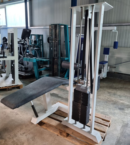 Gym80 Beinbeuger liegend, Edition Line, Rahmenfarbe Weiß, Polsterfarbe Schwarz, gebraucht - überholter Zustand