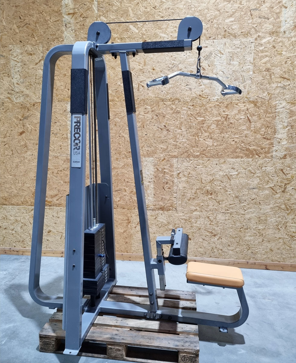 Precor Latzugmaschine von oben, Seilzug Pulldown, Lat Pull, Icarian Line, Rahmenfarbe Silber, gebraucht - überholter Zustand