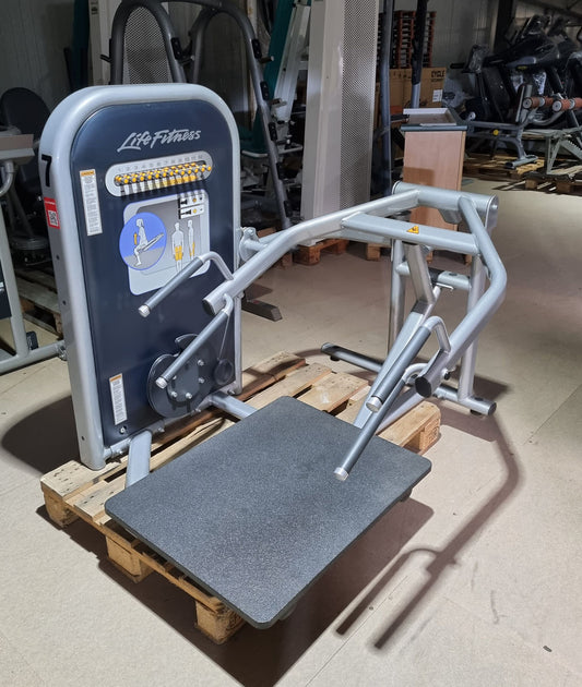 Life Fitness Squat Machine, Circuit Series, Frame Color Silver, Used - Refurbished Condition