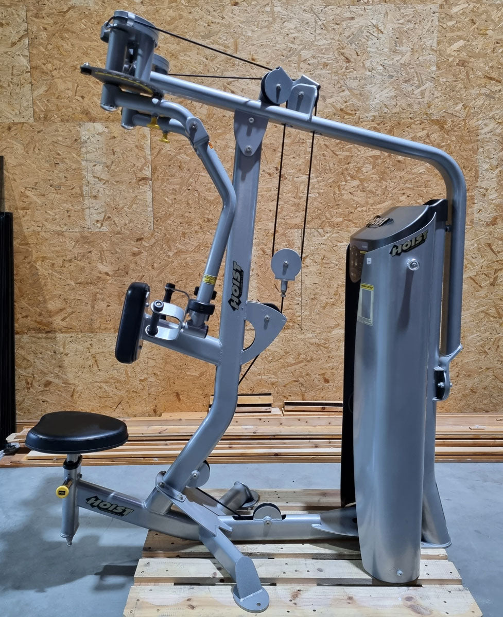Hoist Dual Series Butterfly und Butterfly Reverse - 2 in 1 Kombimaschine, HD-3900 mit drehbaren Griffen, Rahmenfarbe Silber, Polsterfarbe Schwarz, gebraucht - überholter Zustand