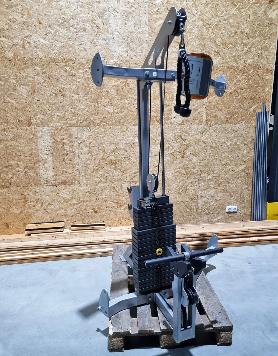 Hoist Multi Kraftstations Turm - Multistation mit Kabelzug, Kraftstation mit Gewichtsblöcken, gebraucht - überholter Zustand