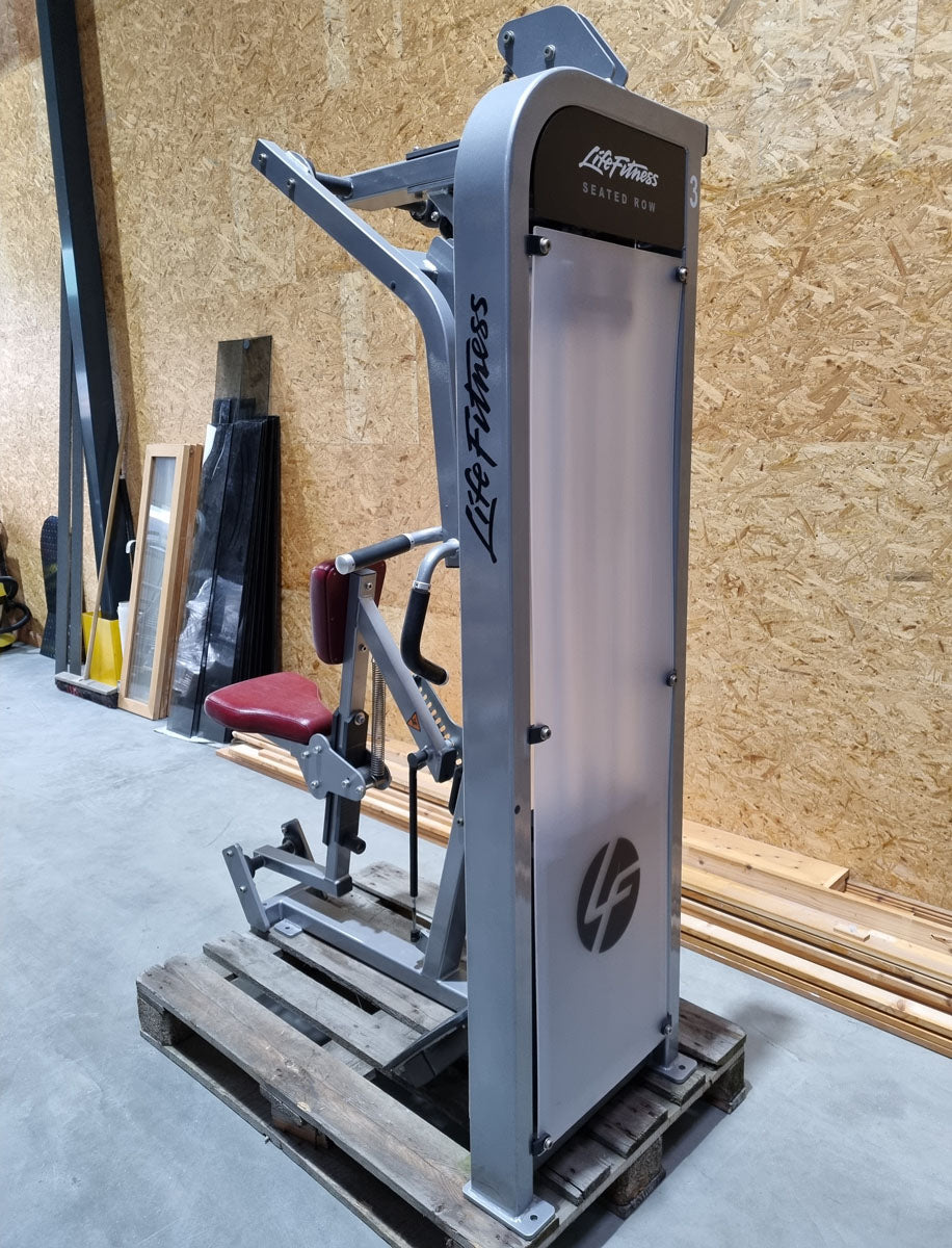 Life Fitness Rudern mit Bruststütze, Row, Pro2 Serie, Rahmenfarbe Silber, Polsterfarbe Rot, gebraucht - überholter Zustand