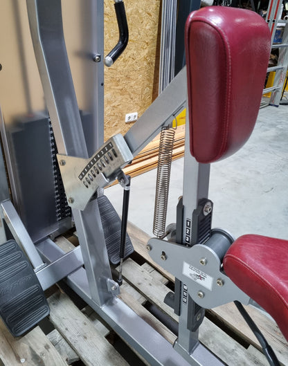 Life Fitness Rudern mit Bruststütze, Row, Pro2 Serie, Rahmenfarbe Silber, Polsterfarbe Rot, gebraucht - überholter Zustand