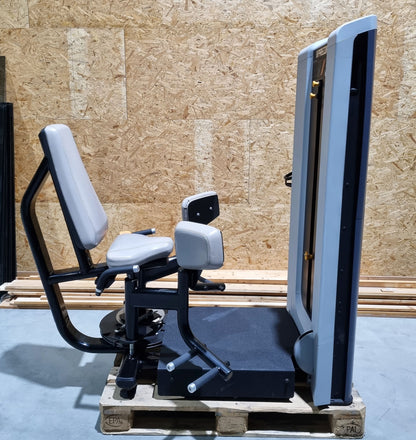 Precor Adduktoren und Abduktoren Kraftgeräte mit Steckgewichten im Set als Paar, Rahmenfarbe Schwarz, Polsterfarbe Grau, gebraucht - überholter Zustand