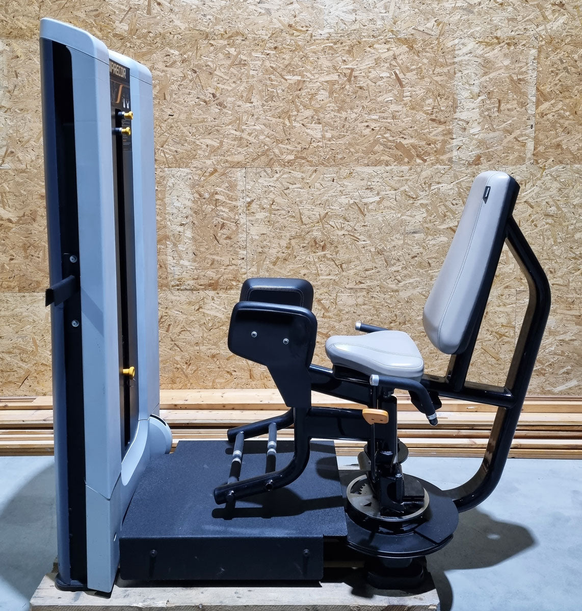 Precor Adduktoren und Abduktoren Kraftgeräte mit Steckgewichten im Set als Paar, Rahmenfarbe Schwarz, Polsterfarbe Grau, gebraucht - überholter Zustand