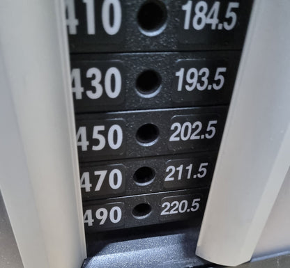 Cybex Eagle Beinpresse, Leg Press mit Steckgewichten, Stack Weight, Rahmenfabre Weiß, Polsterfarbe Schwarz, gebraucht - überholter Zustand