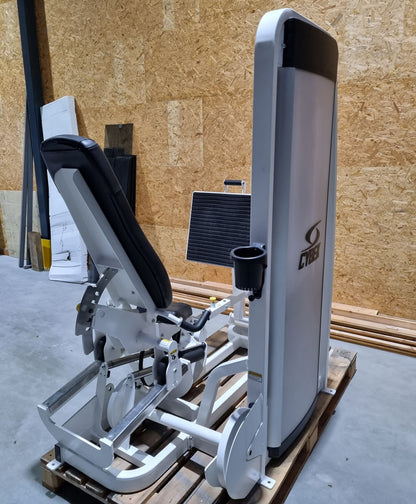 Cybex Eagle Beinpresse, Leg Press mit Steckgewichten, Stack Weight, Rahmenfabre Weiß, Polsterfarbe Schwarz, gebraucht - überholter Zustand