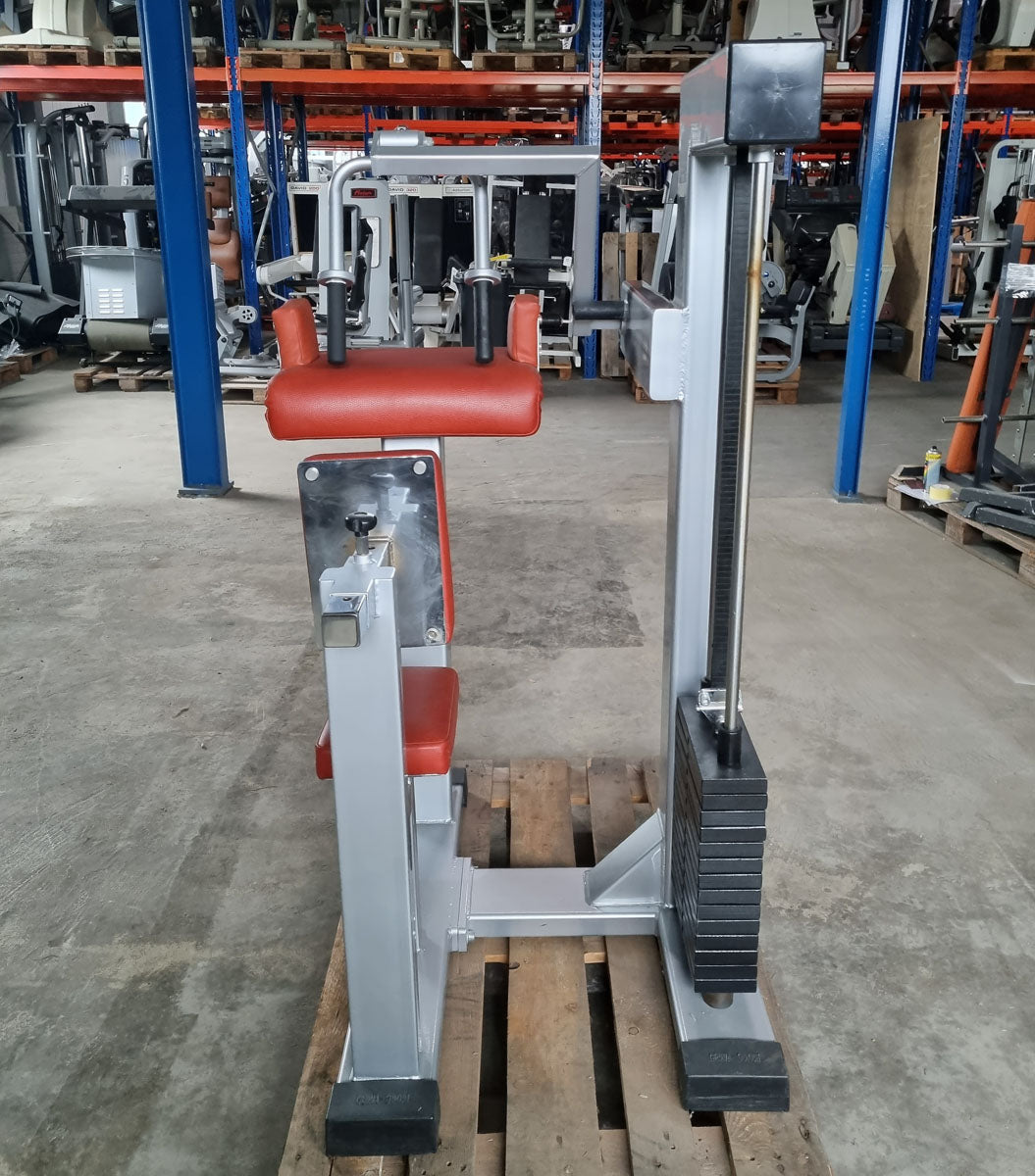 Gerva Trizepsmaschine horizontal, Triceps Extension, Rahmenfarbe Silber, Polsterfarbe Orange, gebraucht - geprüfter Zustand