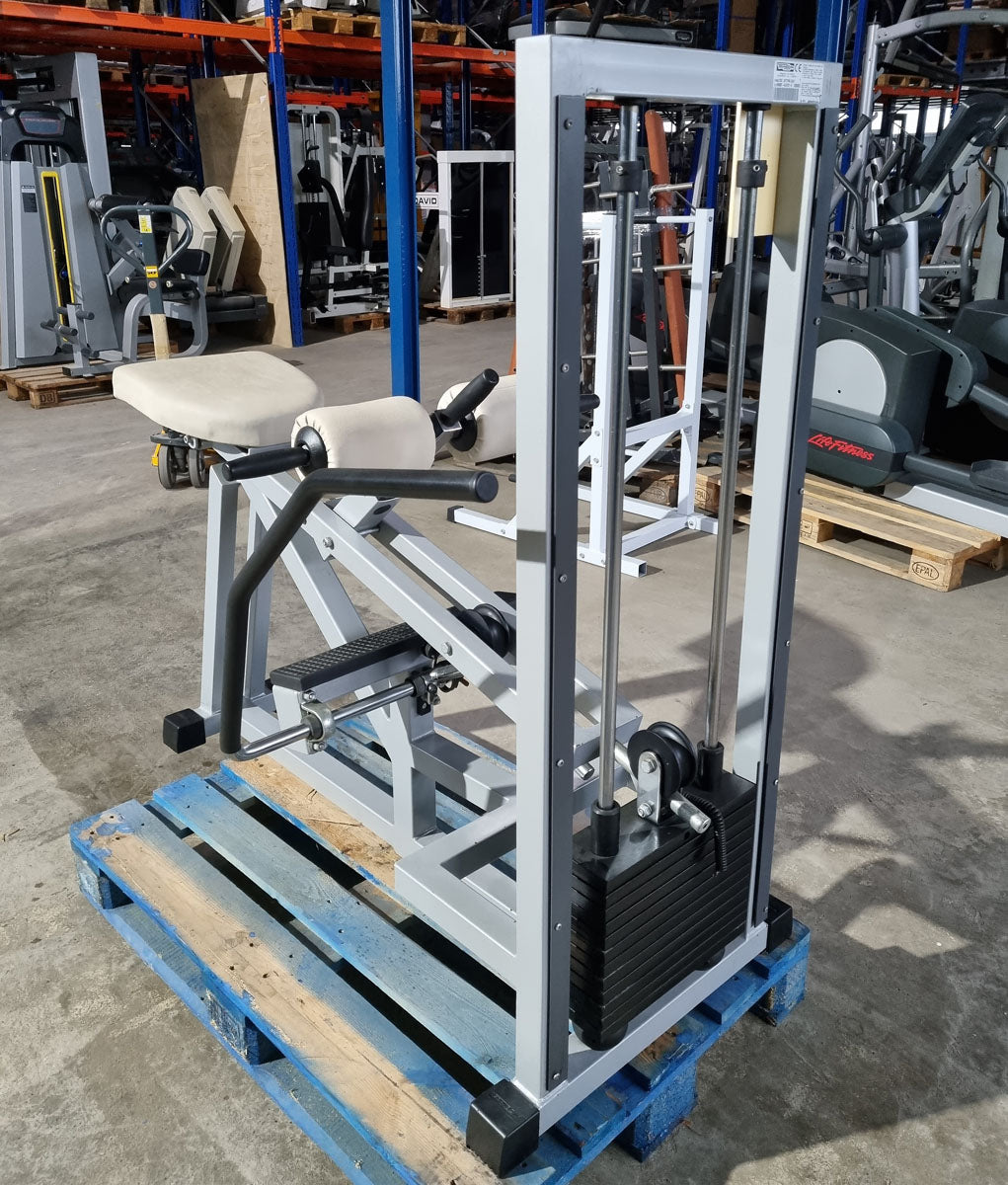 Technogym Seated Calf Sitting Calf Machine, Sitting Calf, Silverline, Oldschool, Frame color silver, used with signs of wear