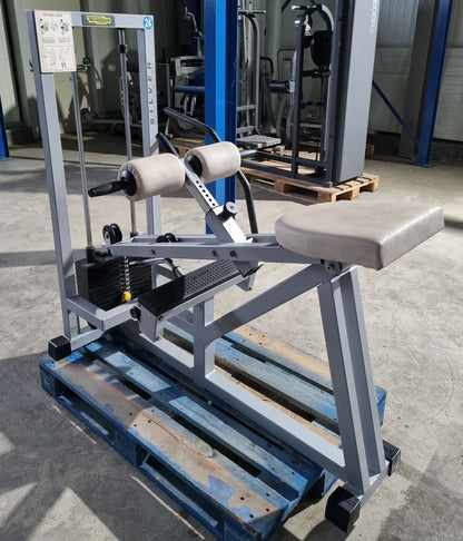 Technogym Seated Calf Sitting Calf Machine, Sitting Calf, Silverline, Oldschool, Frame color silver, used with signs of wear