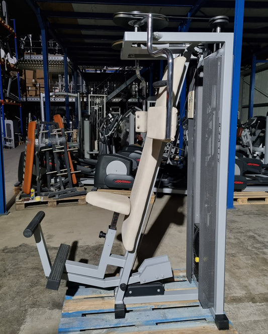 Technogym Butterfly, Pectoral Fly, Silverline, frame color silver, upholstery color beige, used - tested condition