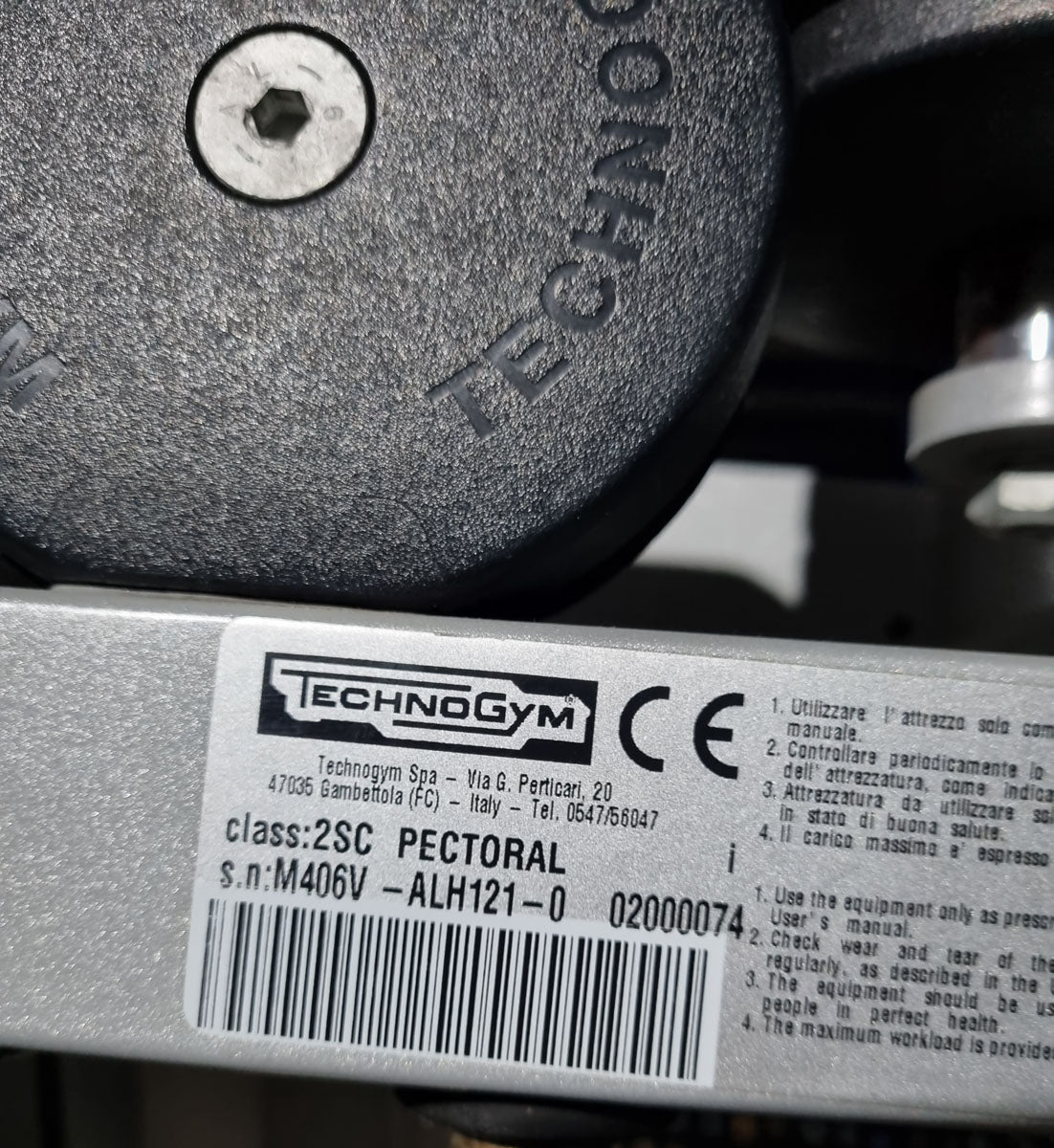 Technogym Butterfly, Pectoral Fly, Silverline, frame color silver, upholstery color beige, used - tested condition
