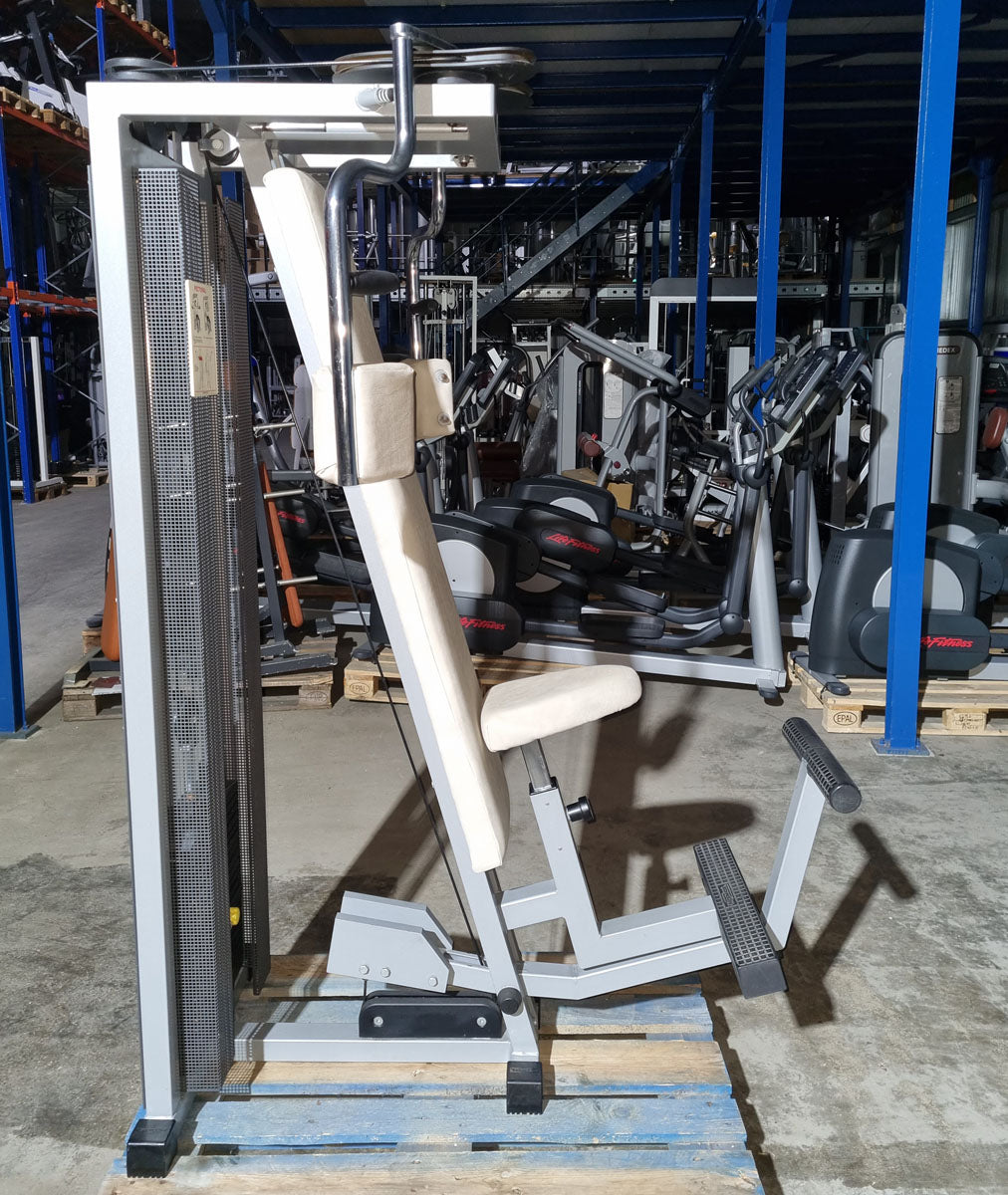 Technogym Butterfly, Pectoral Fly, Silverline, frame color silver, upholstery color beige, used - tested condition
