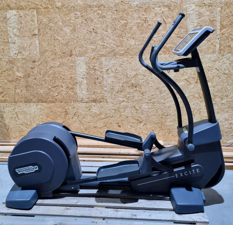 technogym fahrrad gebraucht Crosstrainer TechnoGym Excite Line Syncro 700