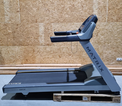 Matrix Laufband T3X mit LED Display, Treadmill, gebraucht - überholter Zustand