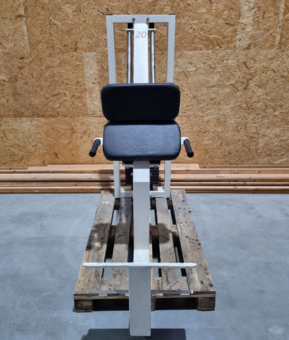L+K Calf Raiser, Classic Line, calf press, calf machine, frame color white, used with signs of wear, tested condition