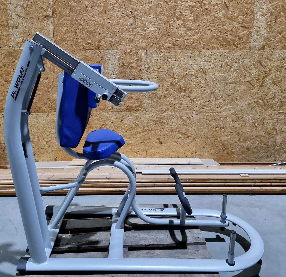 Dr. Wolff Ab Curl 536, Rückenschonende Bauchmaschine Crunch, Rahmenfarbe Silber - gebrauchter - überholter Zustand