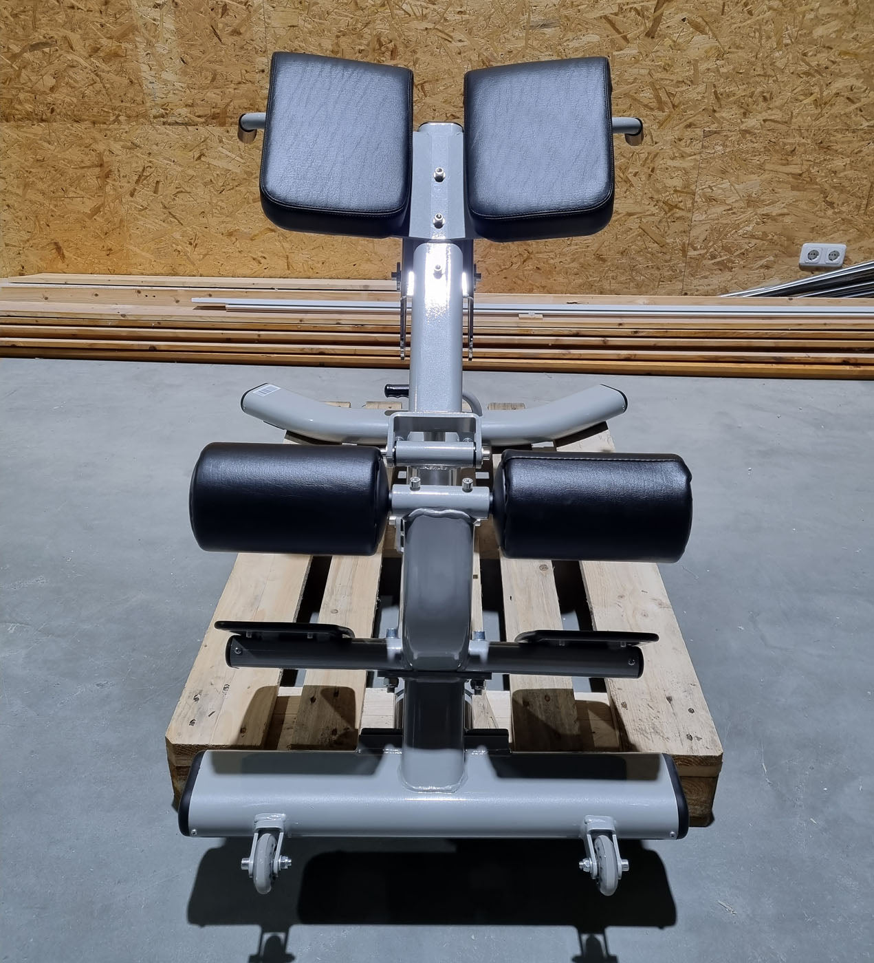 DankSport Rückenstreckerbank verstellbar - Hyperextension 45° - Back Extension - Silber und Schwarz - NEU