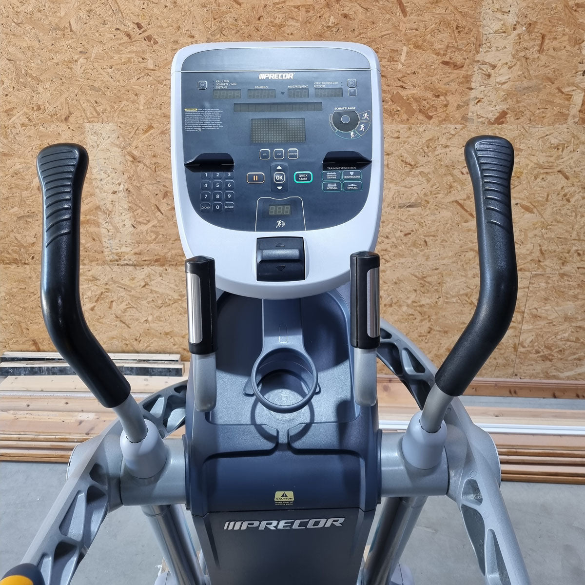 Precor AMT 100i - Fixed Stride, P30 Konsole - Crosstrainer, Stepper, Ellipsentrainer 3 in 1, gebraucht - überholter Zustand