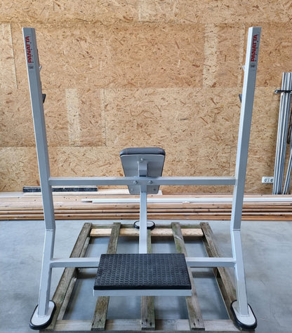 Panatta Schrägdrückerbank, Olympic Incline Bench, Hantelbank Schrägbankdrücken, Rahmenfarbe Silber, gebraucht mit Gebrauchsspuren