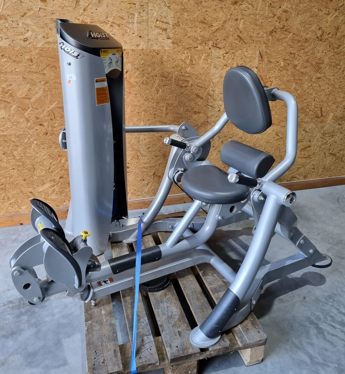 Hoist Roc-IT Low Back RS1204, Lower Back, Back Extension Machine, Roc IT Selectorized Series with plug-in weights, predecessor of the RS-2204, frame color silver, used - refurbished condition