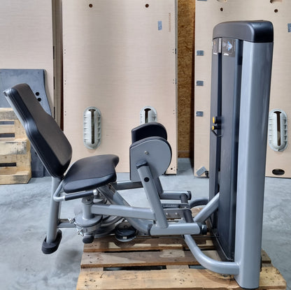 Life Fitness Abductor Machine, Hip Abduction, Insignia Series, Frame Color Anthracite, Upholstery Black, Used - Refurbished Condition