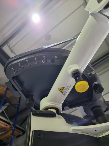 SportsArt Butterfly and Butterfly Reverse 2 in 1 Combination Machine, Lat-Press-Back Machine, Frame Color White, Used - Refurbished Condition